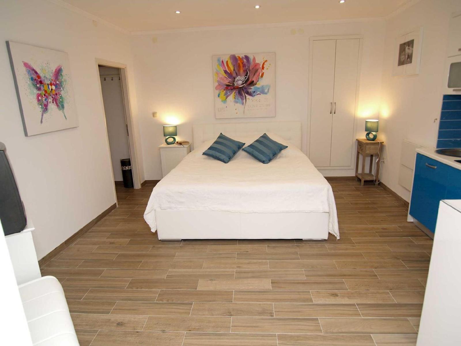 Studio Lorena Mali Lošinj Exterior foto